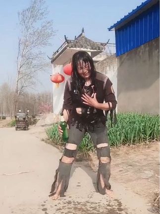 #我的乡村生活 #田间地头就是我的舞台 #热门 #正常穿搭无不良价值观导向