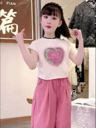 #上热门 买了买了,终于买了,就一个闺女,别人有的咱也得有,反正也不贵,穿上好看又时尚#萌娃穿搭#潮童必备