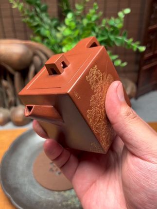 全手工 砖方壶 原矿红皮龙 做工精湛 刀刮水秀 棱角分明 #紫砂壶 #茶生活 #三伏天养生局