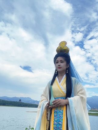 请问这假悟空是哪一个#西游记#真假悟空