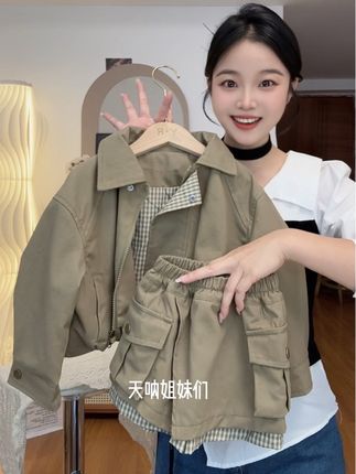 你和秋天的第一款套装,上身太潮酷了!#高品质童装 #潮童穿搭 #韩系穿搭 #好看的衣服都在这里 #生女儿就要这样穿