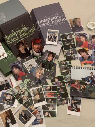 一起沉浸式来拆一下Cortis的台历吧~ 好多小卡!拆的真的好幸福!
没办法了 这辈子是会因为收到帅男人的纸片而感到幸福的女人
#cortis #cortis台历 #hybe #开箱vlog #韩娱