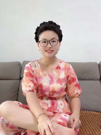 脚后跟干燥起硬皮的快去试试它,涂上很滋润,脚上可以用,手上身上也可以#夏季必备#脚后跟干燥起皮 #脚后跟粗糙怎么变嫩 #手脚干裂