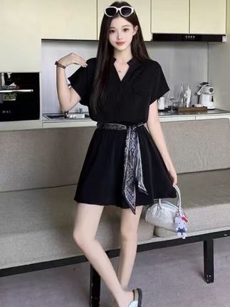 夏季新款时尚丝带装饰V领上衣阔腿短裤显瘦三件套套装#女装 #夏季穿搭 #显高显瘦 #套装显瘦穿搭 #女装穿搭