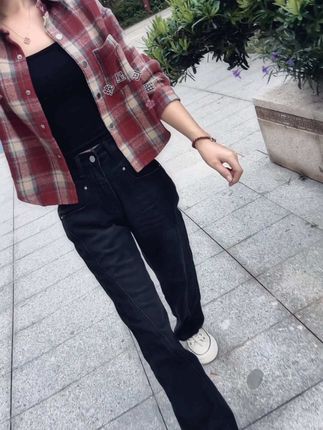 #窄版牛仔阔腿裤 #修饰腿型 #早秋穿搭 #ootd穿搭 #休闲百搭