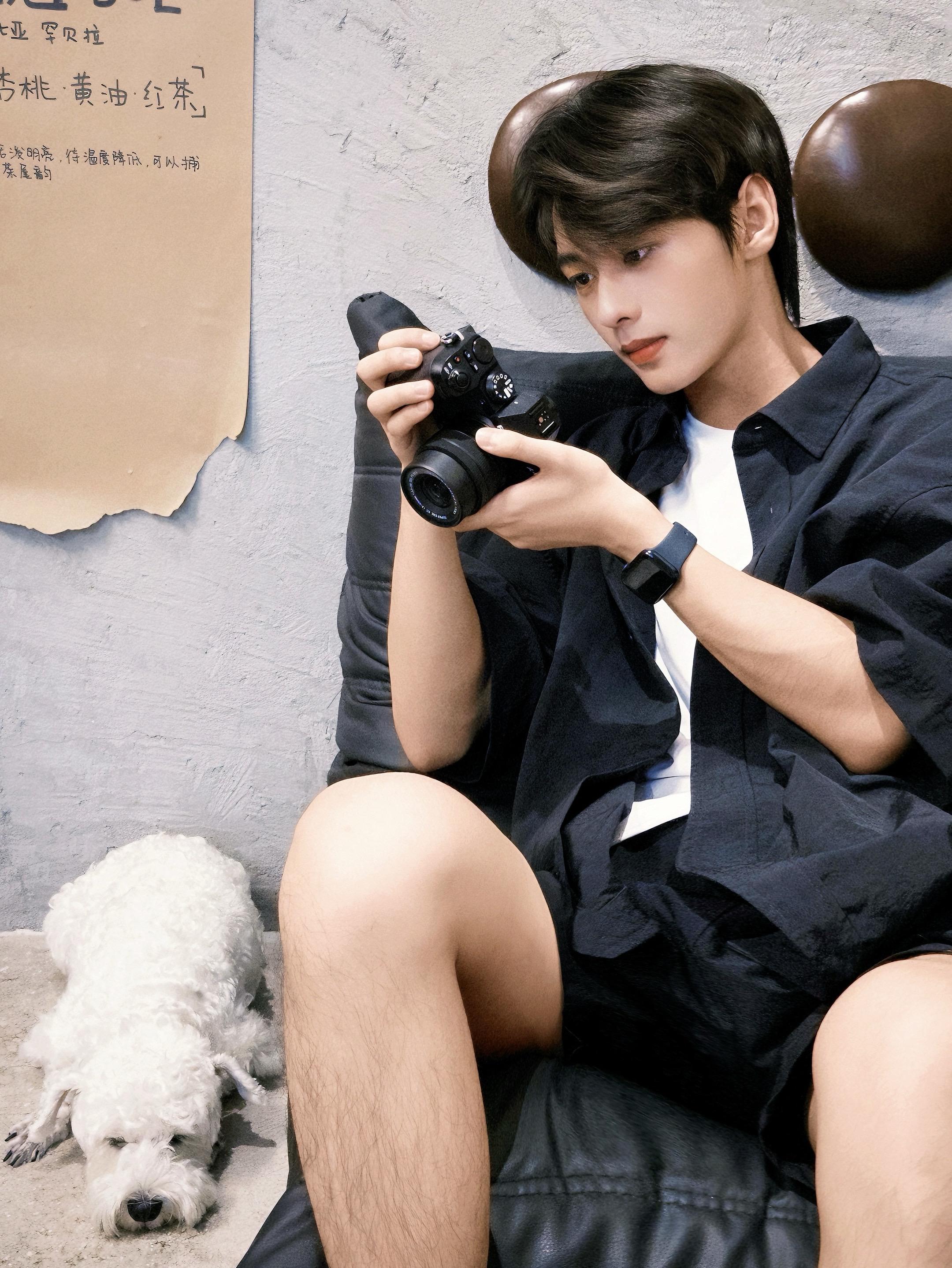 可以做你的小狗嘛。#男大 #dazz #胶卷 #小狗 #双子座