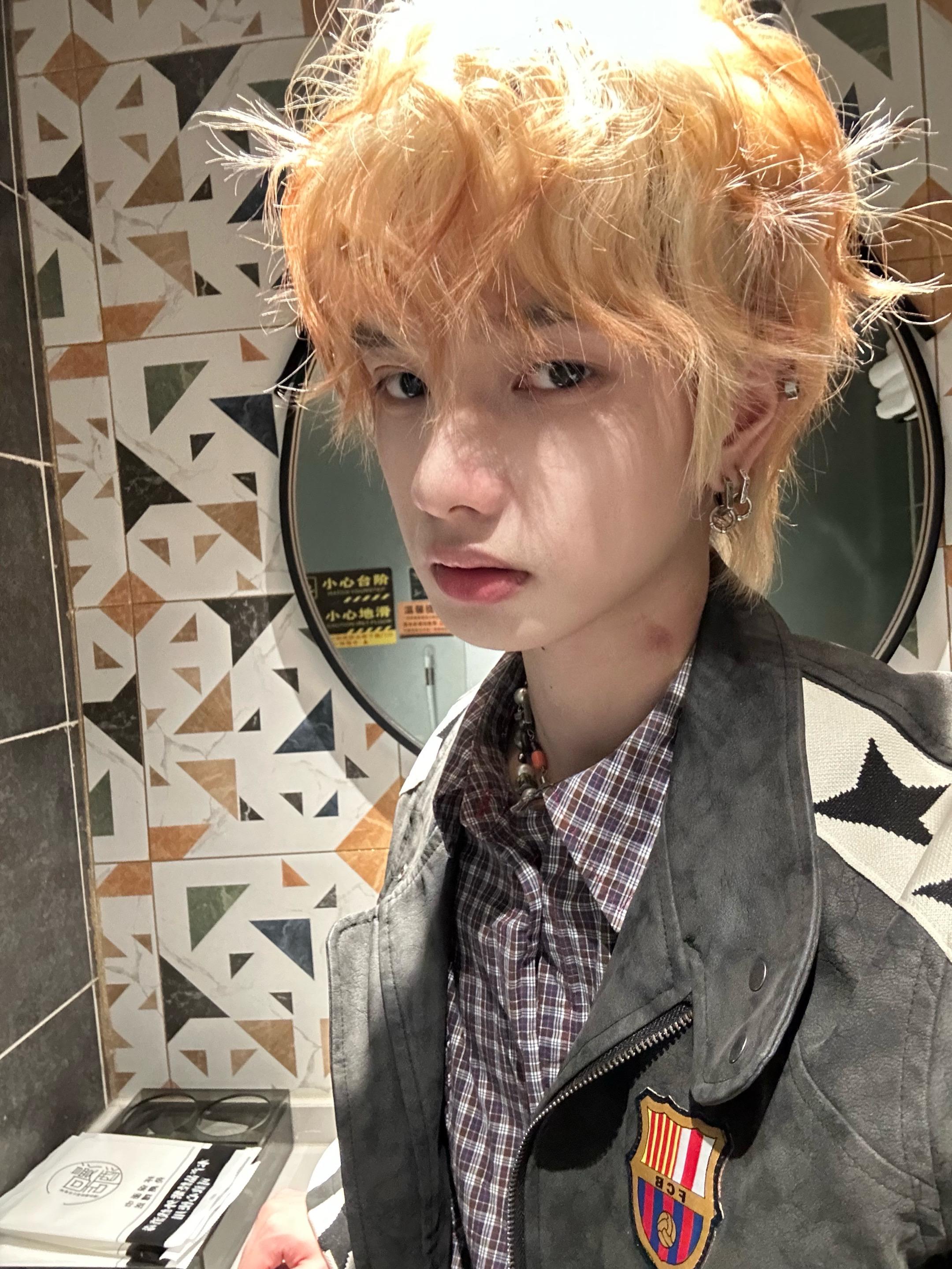 恨还没成型 爱就先做出了决定•᎔•#少年感 #卷毛小狗