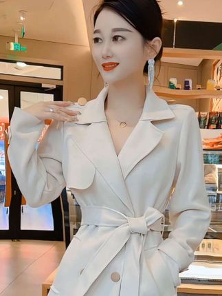 爆款高档收腰显瘦风衣 #穿出高级感 #气质女神范儿 #小个子显高显瘦穿搭 #今年最流行穿搭 #气质风衣穿搭 @DOU+小助手