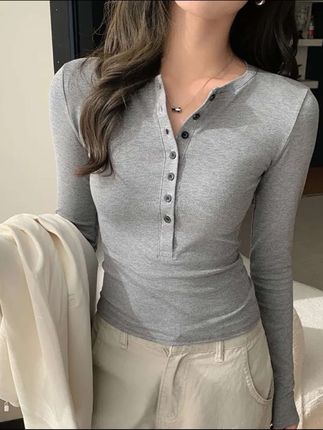 醉梓菡灰色美式半开领纽扣长袖T恤春秋修身打底衫正肩内搭上衣