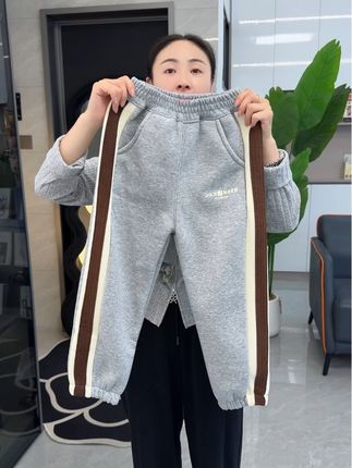 上身舒服又好看的加绒休闲卫裤#高品质童装 #休闲裤 #穿搭搭配 #潮童穿搭 #双11好物节