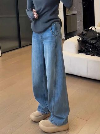 蓝色弯刀阔腿牛仔裤女2025秋季新款梨形身材高腰显瘦百搭直筒裤子#时尚穿搭女装 #蓝色弯刀阔腿牛仔裤#百搭直筒牛仔裤#牛仔裤