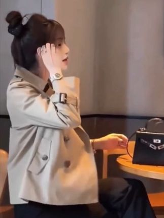 #短款外套 #简约大气 #时尚百搭外套 #早秋贵气感穿搭