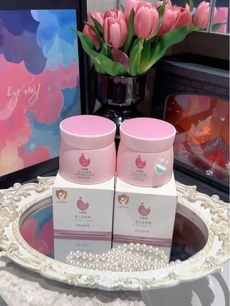 立秋后天气干燥,#宝宝面霜 也该换成滋润的了,这个#贝德美多效霜 便宜又好用,萃取多重植物精粹,宝宝肌肤水润润的#宝宝霜 #儿童面霜