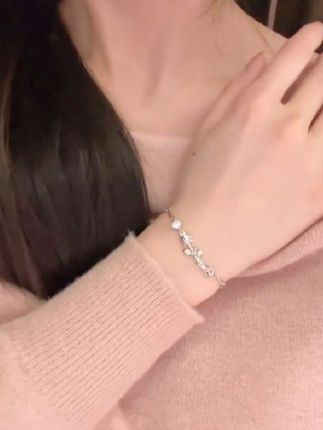 足银手链 999银小王子的玫瑰花手链女轻奢小众时尚手镯送女友礼物#送女生礼物 #手链 #情人节礼物 #七夕礼物 #情侣礼物