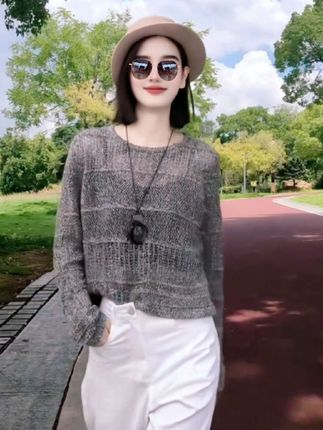 #慵懒风穿搭 #时尚休闲穿搭 #春秋穿搭 #谁穿谁漂亮 #上衣穿搭