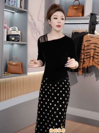 #优雅气质 #女人味穿搭 #减龄气质 #打底衣 #减龄显瘦穿搭