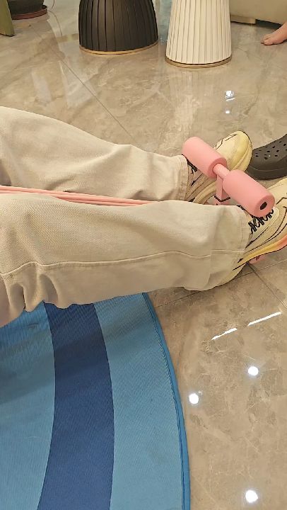 拉绳款仰卧起坐辅助器家用器材中考专用卷腹运动吸盘式腹肌训练器 #好物推荐🔥