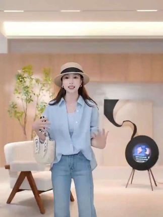#无限回购的宝藏单品 早秋穿搭一整套女装气质欧若风假两件衬衫牛仔裤两件套洋气衣服女#假两件衬衫牛仔裤套装 #穿出自己的风格 #爆款热卖中 #好物推荐🔥