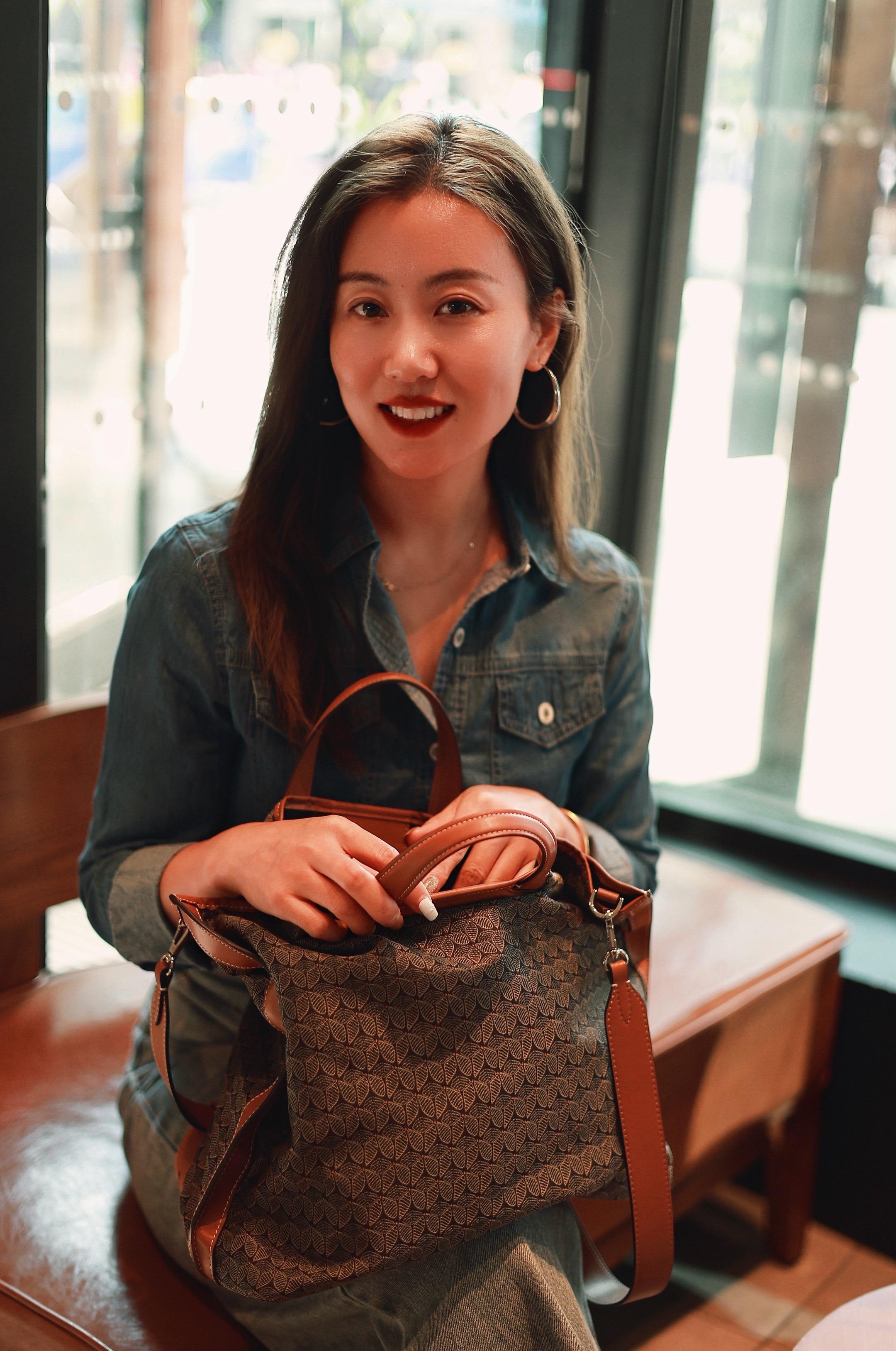 女人,不管到了什么年龄都要记住:"言慢、性柔、德厚" 杨绛先生说:"生活里没有怨气的女孩子特别值得尊敬。一个对往事绝口不提的女子自带贵气。做一个眉宇间写满风调雨顺的女子,安静于暖,安然于心,不急不躁,清淡欢颜。" 言慢,三思而语,留有余地 性柔,上善若水,波澜不惊 德厚,以善为本,厚德载物 言慢、性柔、德厚 是我们成长道路上的宝贵财#文案#日常分享 #随意拍 #女生 #咖啡