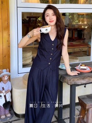 #夏季穿搭 #时尚女装两件套#解锁职场穿搭 #毫不费力地打开初秋穿搭#慵懒风穿搭