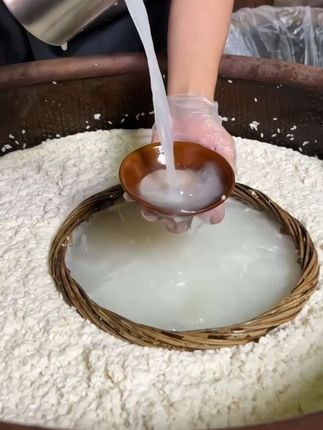 江西客家手工米酒低度5斤装 清香型糯米酒 自然发酵 醇正米香,日常口粮酒或炖甜品都不错#糯米酒 #传统工艺酿酒 #米酒 #甜酒酿 #美食