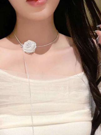 持续火热的玫瑰花抽拉项链,多种戴法#饰品分享 #潮流饰品 #女友礼物 #精美首饰 #超美