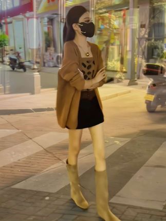 #时髦穿搭 #每日穿搭更新 #温柔穿搭 #穿出女神范 #今年最流行穿搭