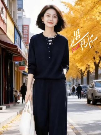 #chic拉满的流光运动风穿搭#随机穿搭挑战#早秋穿搭公式来了#拉宏琥珀流光少年感变装#谁穿谁好看