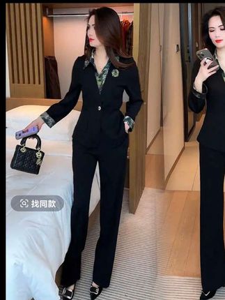 假两件时尚套装#春秋新款印花polo领长袖西装外套#气质穿搭一整套#谁穿谁好看