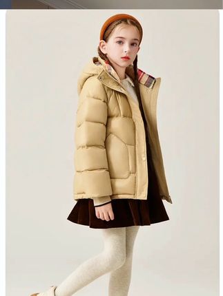 不愧是富婆妈妈们都爱的高端系列羽绒服,品质颜值真的好棒!#英氏 大品牌的,现在真的好划算!#儿童羽绒服 #宝妈推荐 #羽绒服 #反季羽绒服