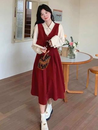 法式知性红色连衣裙女2025秋季新款回门服日常可穿假两件气质裙子#优雅气质 #高级感穿搭 #新款连衣裙 #法式连衣裙 #假两件连衣裙
