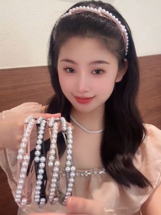 女生出门都需要的#折叠发箍 只需个位数,随身#携带方便 日常收刘海碎发,实用好看#碎发整理#方便携带可折叠#网红发饰