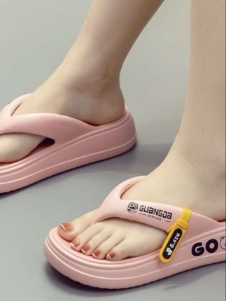 #夏季凉鞋 #拖鞋 #踩屎感厚底人字拖鞋#居家拖鞋 #女鞋推荐