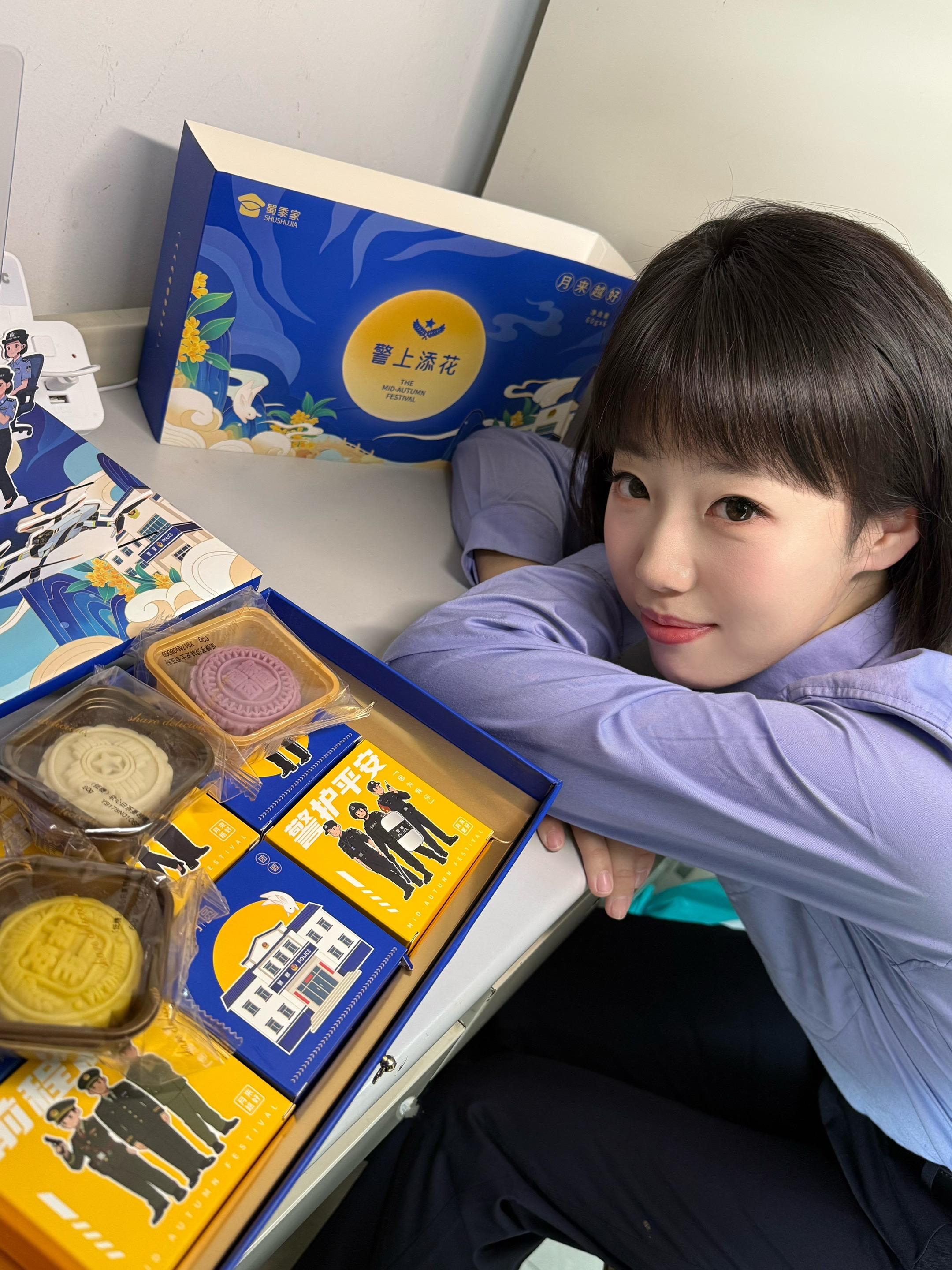 听说这是蜀黍专属的月饼#蜀黍家月饼#蜀黍的中秋仪式感#蜀黍月饼