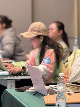 番禺2026积分入学政策正式发布! 非广州户籍家长必看!
✅ 申请条件:居住证满1年+有效积分+适龄学籍
✅ 关键时间:4.30积分截止,5.8-14网上申请
✅ 番禺额外加分最高30分,居住/房产/备案都能加!
租赁备案提前办,分数越高公办机会越大!
别让细节耽误孩子升学,赶紧收藏准备!
#番禺积分入学 #广州小升初 #广州幼升小 #番禺升学 #非广州户籍入学
