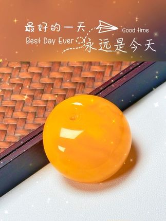 #当琥珀流光风刮到了海外 #人类幼崽的户外流光风穿搭 #秋天穿出红人琥珀流光风高级感 #珍珠是掌管秋日流光美学的神 #我的入秋流光冲锋衣战袍 焦皮公主扣