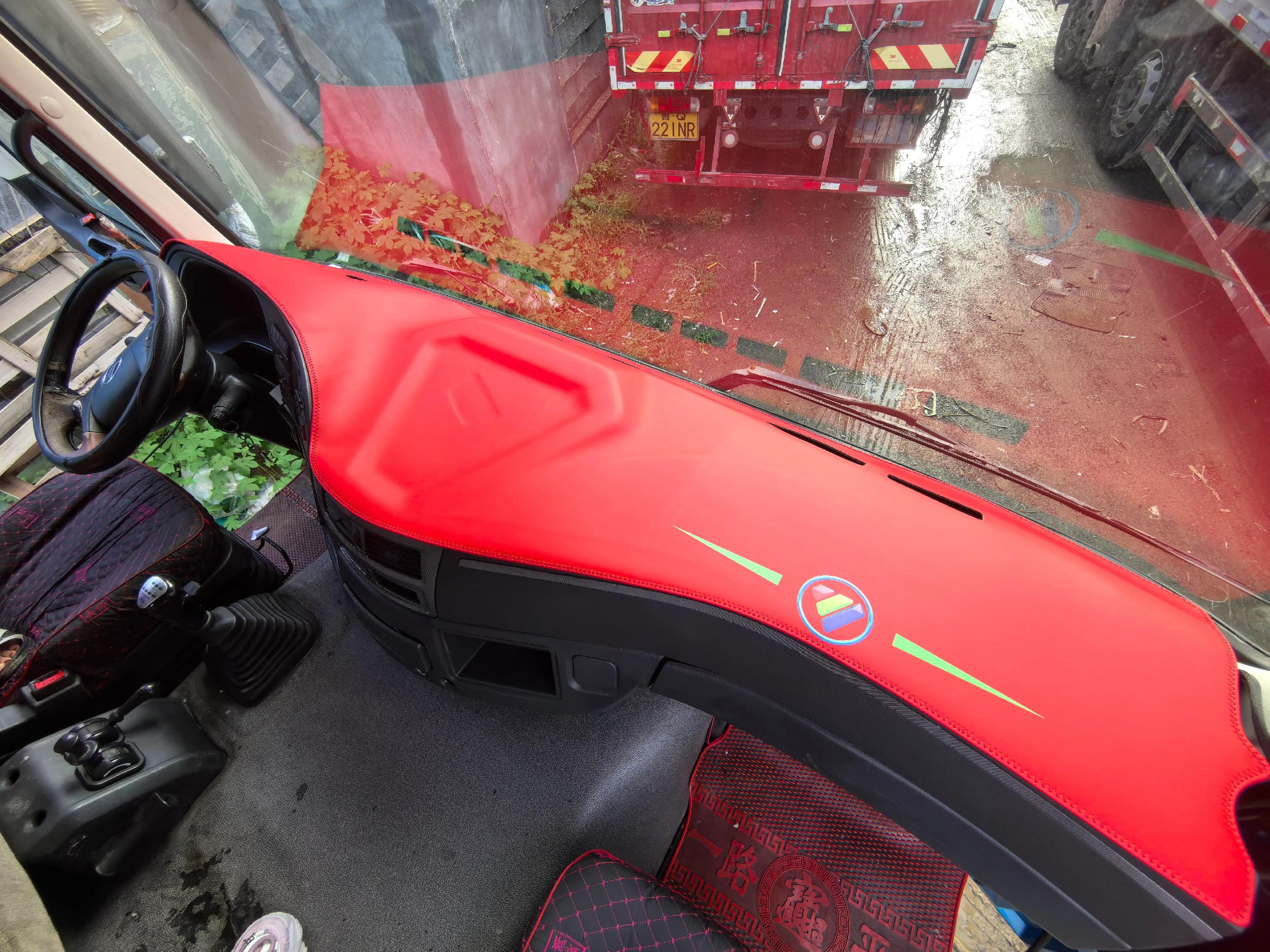 欧曼Gtl/Est一体成型避光垫#大货车 #