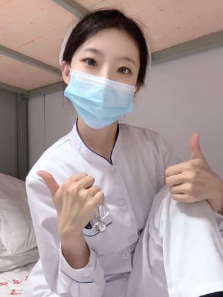 管他什么 肉丝黑丝白丝库里斯 在我们护理人眼里只要能预防静脉曲张的就是好丝.#振德静脉曲张袜 #久站救星 #护士懂护士 #护士 #医学生