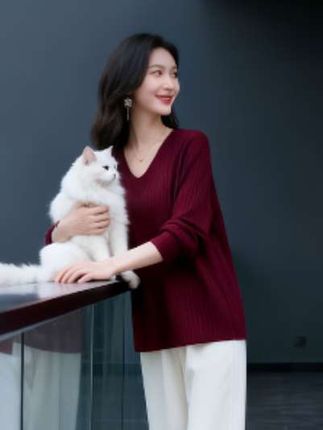 大码针织衫女款爆款2025新款秋季外穿宽松上衣纯色百搭时尚打底衫#秋冬穿搭 #穿出自己的风格