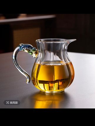 这款洛神龙把公道杯真的绝美啊,大小也合适用它来泡茶真的是一种享受#公道杯#茶具配件#茶具好物#公道杯分茶器 #公道杯泡茶@DOU+小助手