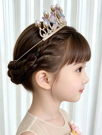 皇冠发型 六一小主持发型,舞蹈演出、过生日都可,气质好看赶紧码住!#儿童编发 #扎发教程 #编发教程#生女儿就是用来打扮的#六一儿童节