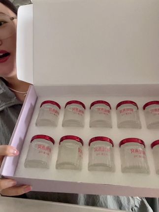 多吃燕窝的好处大家应该都知道,有条件的女孩子建议常喝点鲜炖燕窝。#鲜炖燕窝日常打卡 #鲜炖燕窝即食燕窝