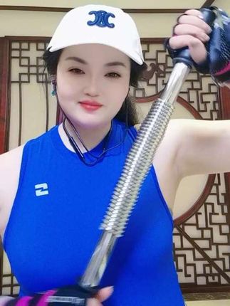 视频同款臂力棒,小黄车有售哈 我就问你们,今天的我帅不帅吧😜😜😜