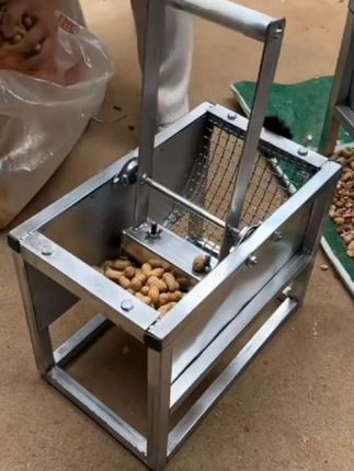 新款加厚手动家用花生脱壳机手摇式工具便捷剥壳剥花生种子剥皮机#播花生机#农用工具 #好物推荐🔥