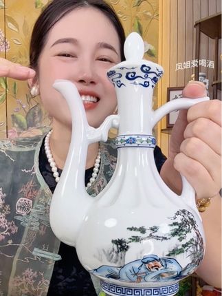 #白酒 #送礼佳品 #送礼白酒礼盒推荐 #以酒会友 #品酒品人生