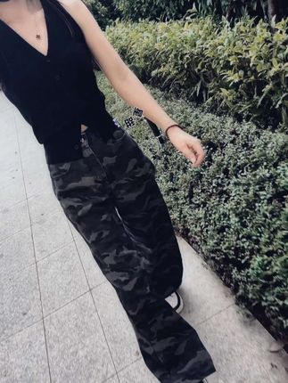 #迷彩控 #户外穿搭 #穿搭分享 #春秋穿搭 #秋季不露腿穿搭