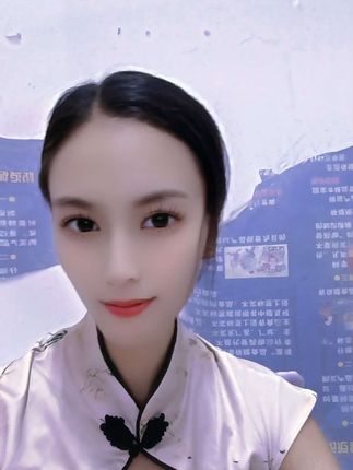 旗袍配发簪