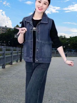 #马甲 #短款外套 #早秋穿搭 #显瘦穿搭 #时尚穿搭