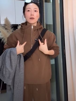 蕊柏斯新款小个子套装休闲时尚宽松减龄连帽卫衣+蕾丝花边裤子#秋季穿搭 #今天穿什么 #极简风 #显瘦穿搭 #小个子穿搭