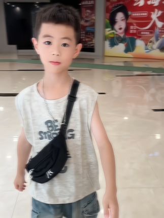 儿子当然要打扮帅帅的~#人类幼崽又奶又酷穿搭 #萌娃穿搭 #潮童必备 #男宝穿搭 #高品质童装